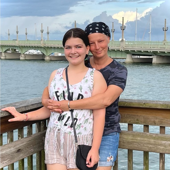 Meet your Posher, Michelle - Picture 2 of 6